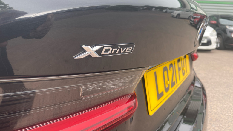 BMW 3 Series 320i xDrive M Sport 4dr Step Auto [Pro Pack] Petrol Saloon